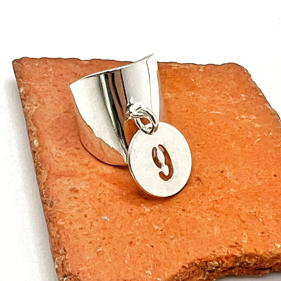 bague_large_chiffre__a__1.webp Musardise Bague Large Chiffre (1 A 12)< Bagues