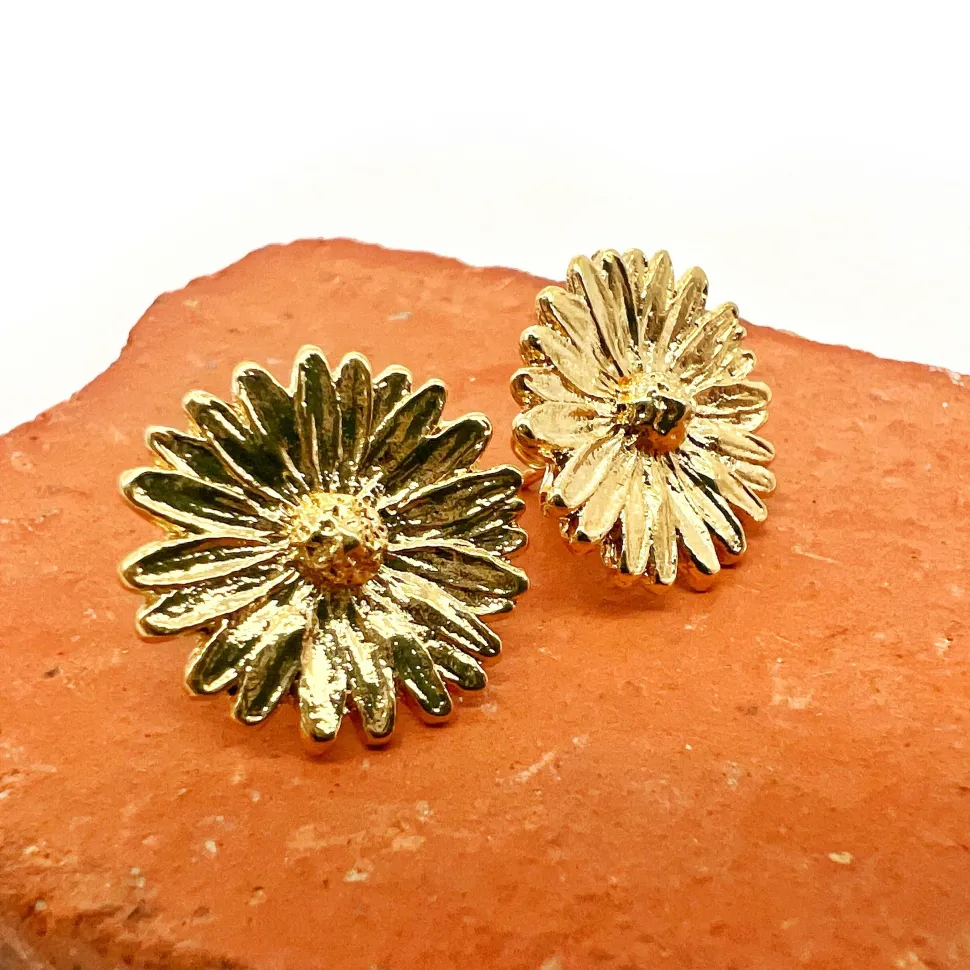 boucles_daisy_0-1.webp Musardise Boucles Daisy< Boucles D'Oreilles