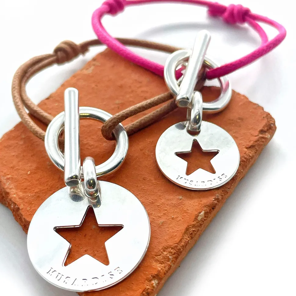 bracelet_attache_etoile_1.webp Musardise Bracelet Attache Etoile< Bracelets