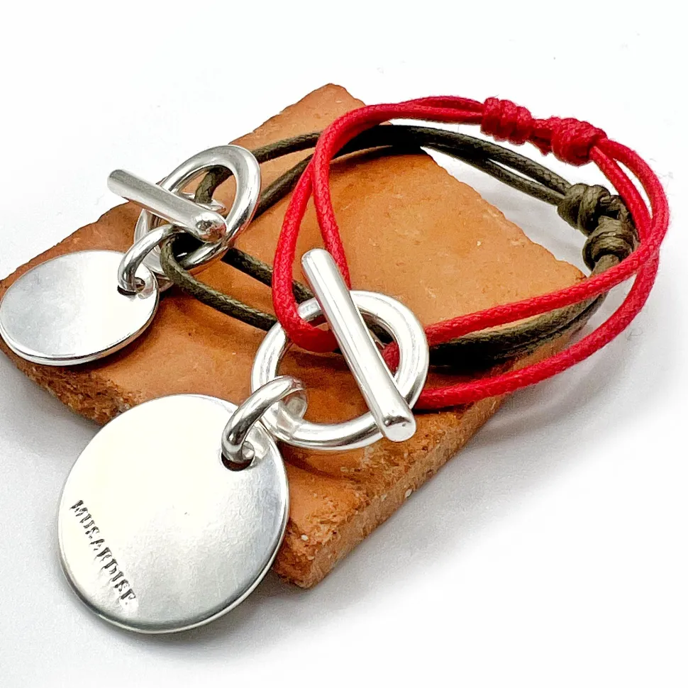 bracelet_attache_petite_m_1.webp Musardise Bracelet Attache Petite Medaille< Bracelets