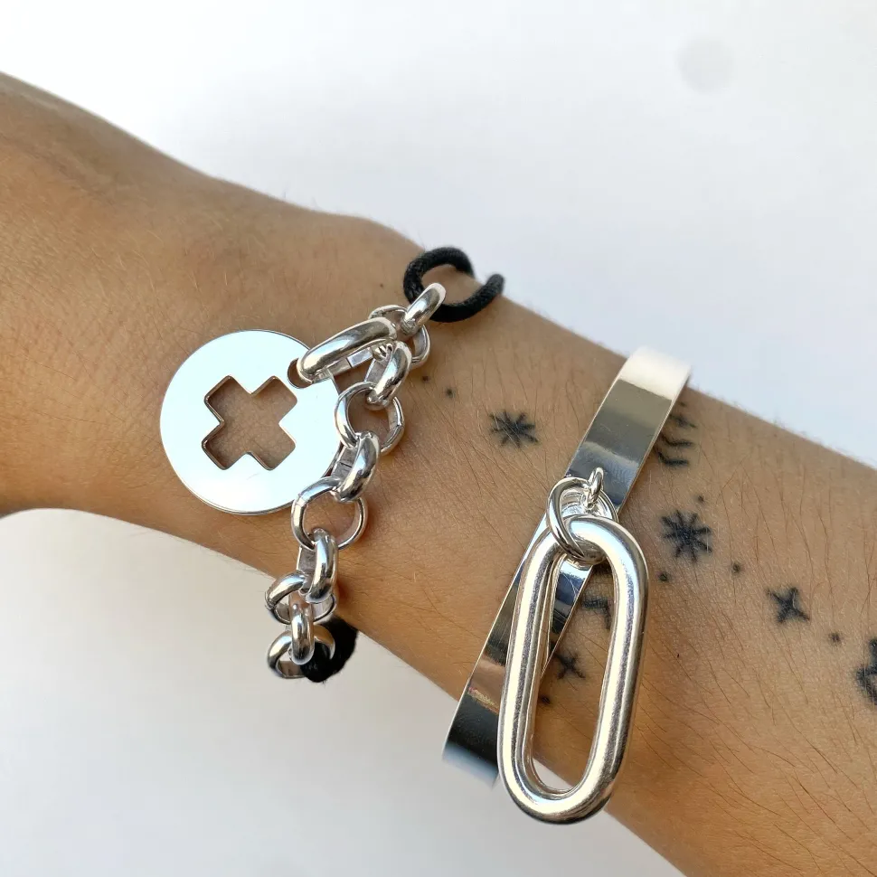 bracelet_demichaine_cruz_2.webp Musardise Bracelet Demi-Chaine Cruz< Bracelets