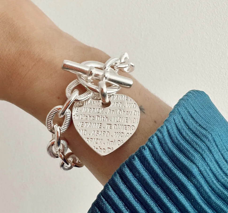 bracelet_scarlett__je_tai_1.webp Musardise Bracelet Scarlett « Je T'Aime »< Bracelets