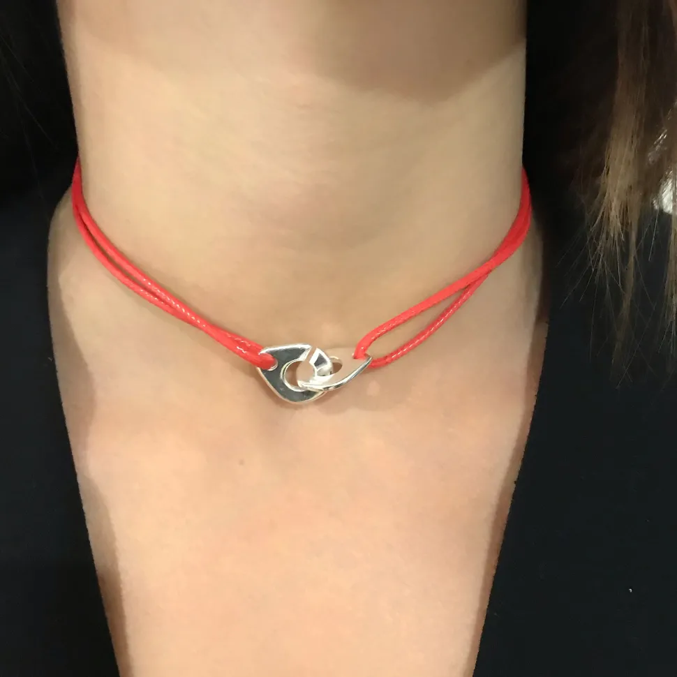 collier_menottes_0.webp Musardise Collier Menottes< Colliers