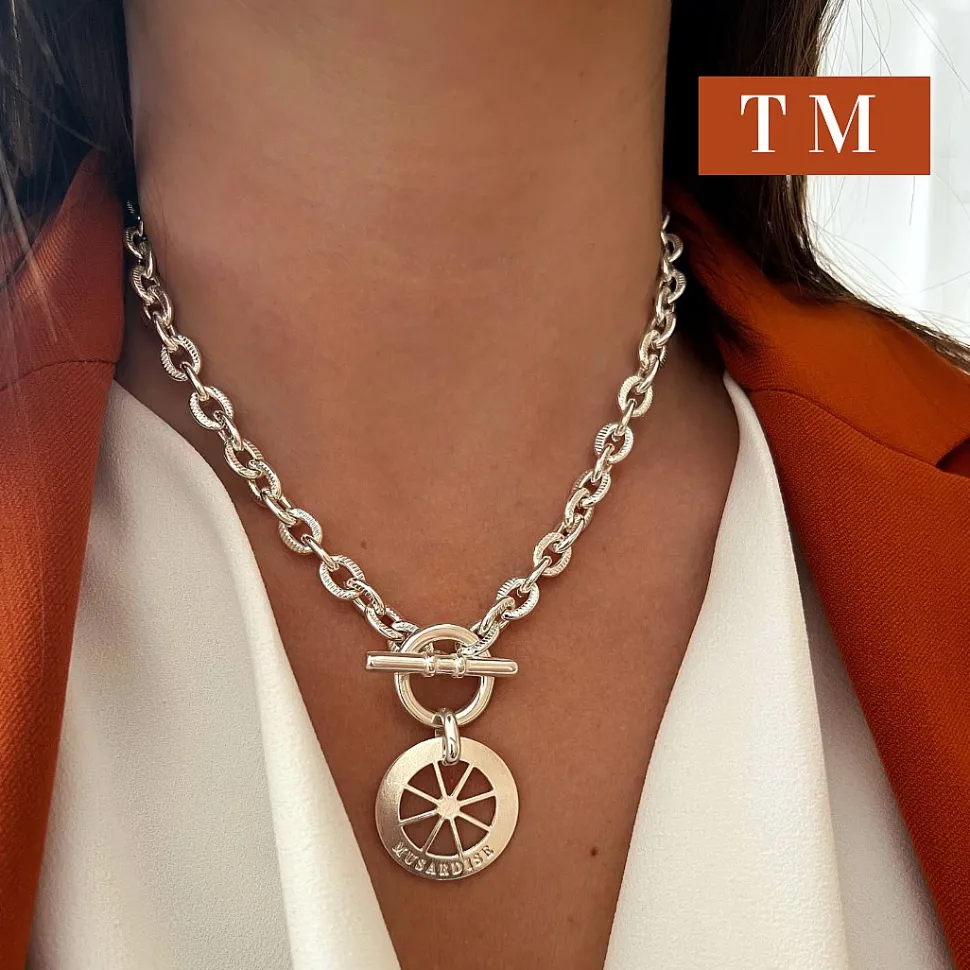 collier_scarlett_coeur_3.webp Musardise Collier Scarlett Coeur< Colliers