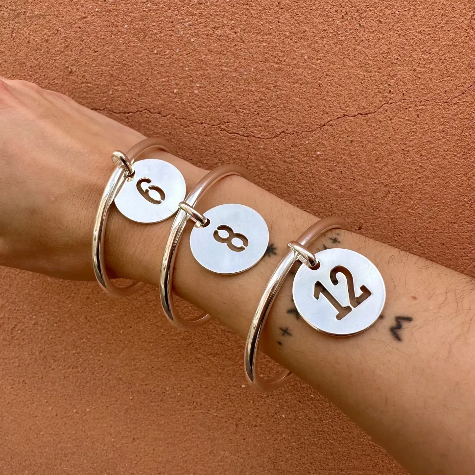 jonc_chiffre_numera_2.webp Musardise Jonc Chiffre Numera< Bracelets