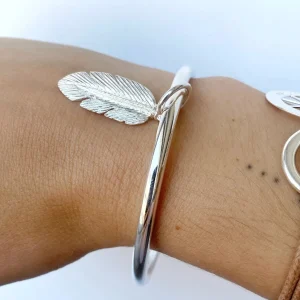 Musardise Jonc Plume< Bracelets